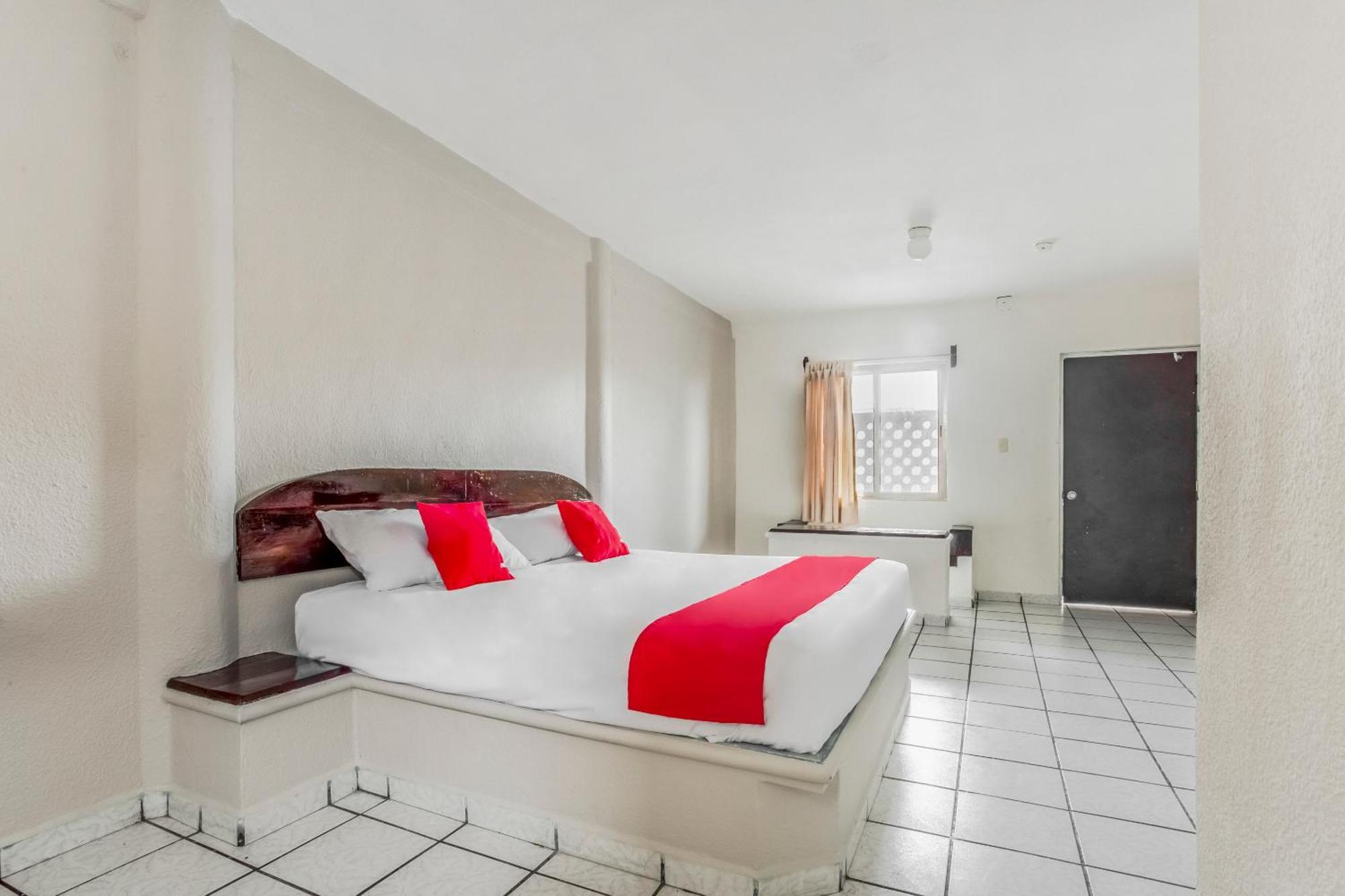 Oyo Hotel Jaguar 칸쿤 외부 사진
