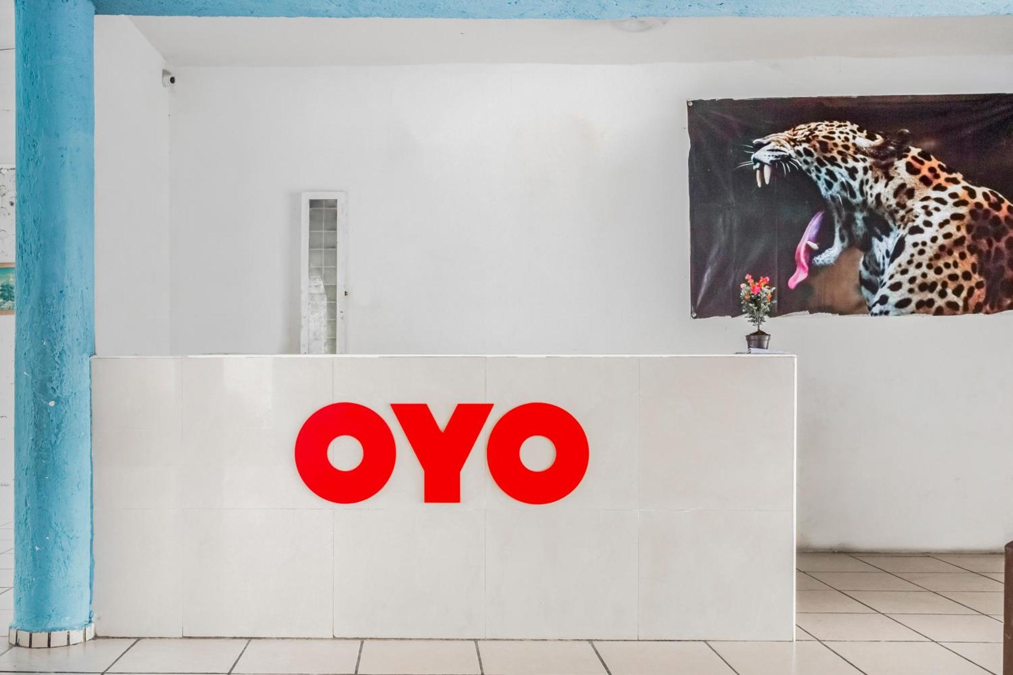 Oyo Hotel Jaguar 칸쿤 외부 사진