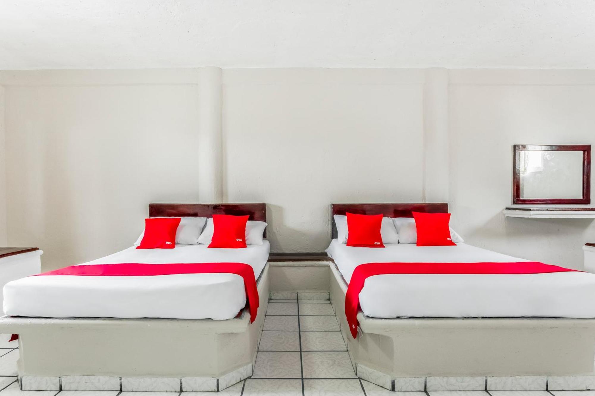 Oyo Hotel Jaguar 칸쿤 외부 사진