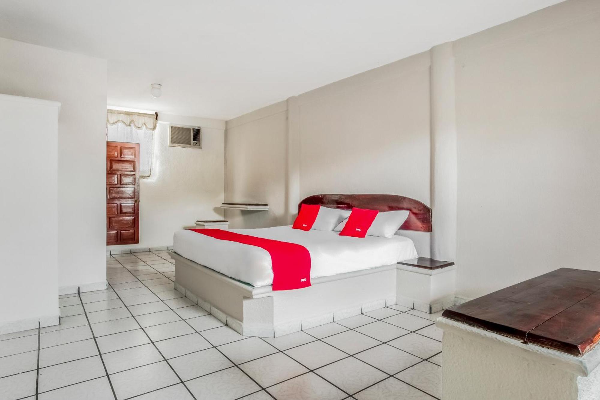 Oyo Hotel Jaguar 칸쿤 외부 사진